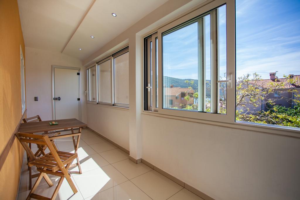 Apartman Petra Црес Экстерьер фото